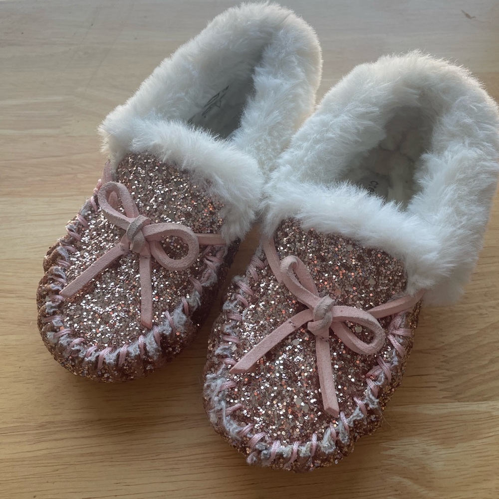 Crewcuts Rose Gold Glitter Faux-Fur Moccasin Slippers